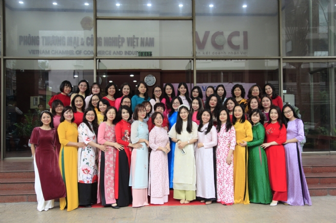 Công đoàn VCCI tổ chức chương trình kỷ niệm Ngày Quốc tế Phụ nữ Công đoàn VCCI tổ chức chương trình kỷ niệm Ngày Quốc tế Phụ nữ