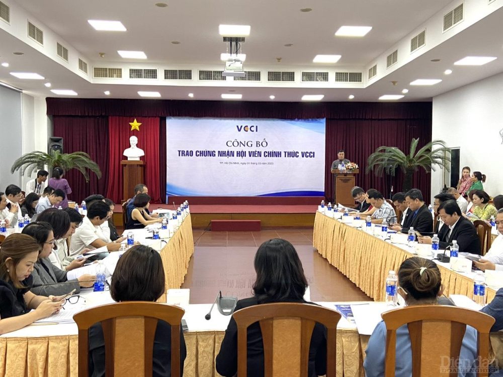 Thêm 35 doanh nghiệp trở thành Hội viên chính thức của VCCI Thêm 35 doanh nghiệp trở thành Hội viên chính thức của VCCI