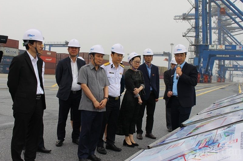 Chủ tịch VCCI thăm cảng lạch huyện TC- HITC