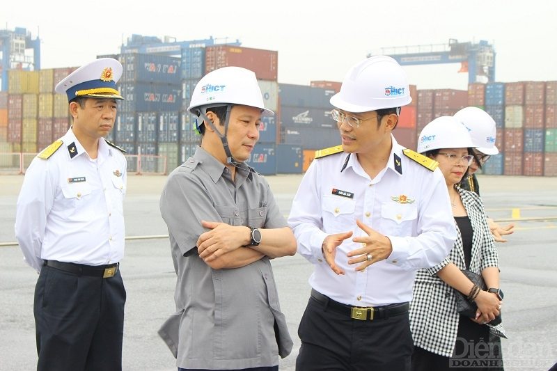 Chủ tịch VCCI thăm cảng lạch huyện TC- HITC