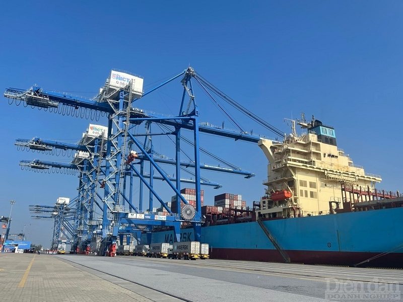 Chủ tịch VCCI thăm cảng lạch huyện TC- HITC