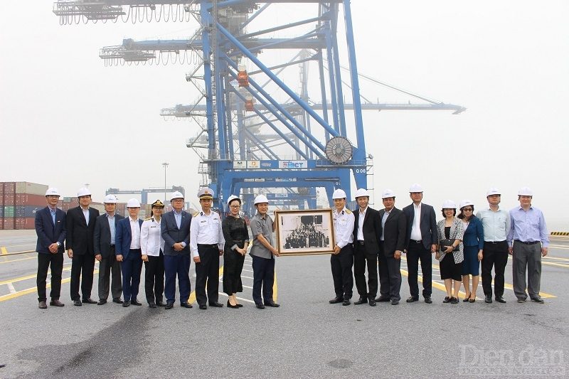 Chủ tịch VCCI thăm cảng lạch huyện TC- HITC