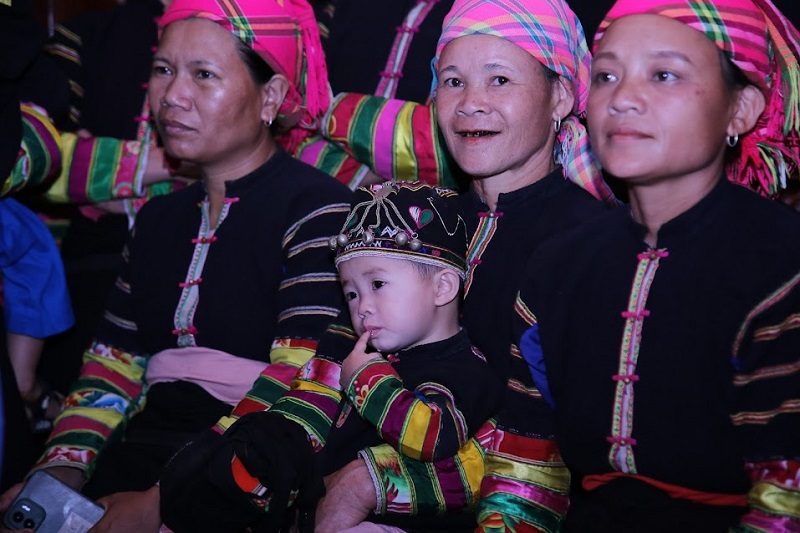 Khánh thành Nhà văn hóa cộng đồng đồng bào dân tộc Lô Lô tại Cao Bằng Khánh thành Nhà văn hóa cộng đồng đồng bào dân tộc Lô Lô tại Cao Bằng