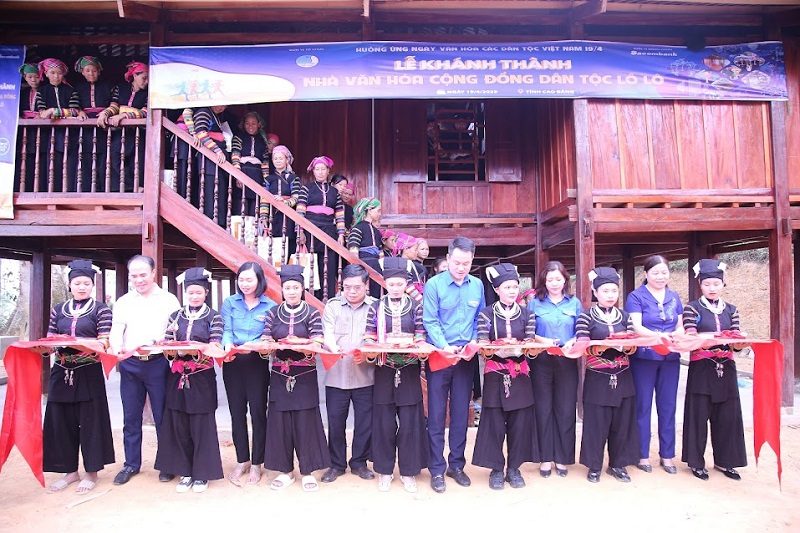 Khánh thành Nhà văn hóa cộng đồng đồng bào dân tộc Lô Lô tại Cao Bằng Khánh thành Nhà văn hóa cộng đồng đồng bào dân tộc Lô Lô tại Cao Bằng