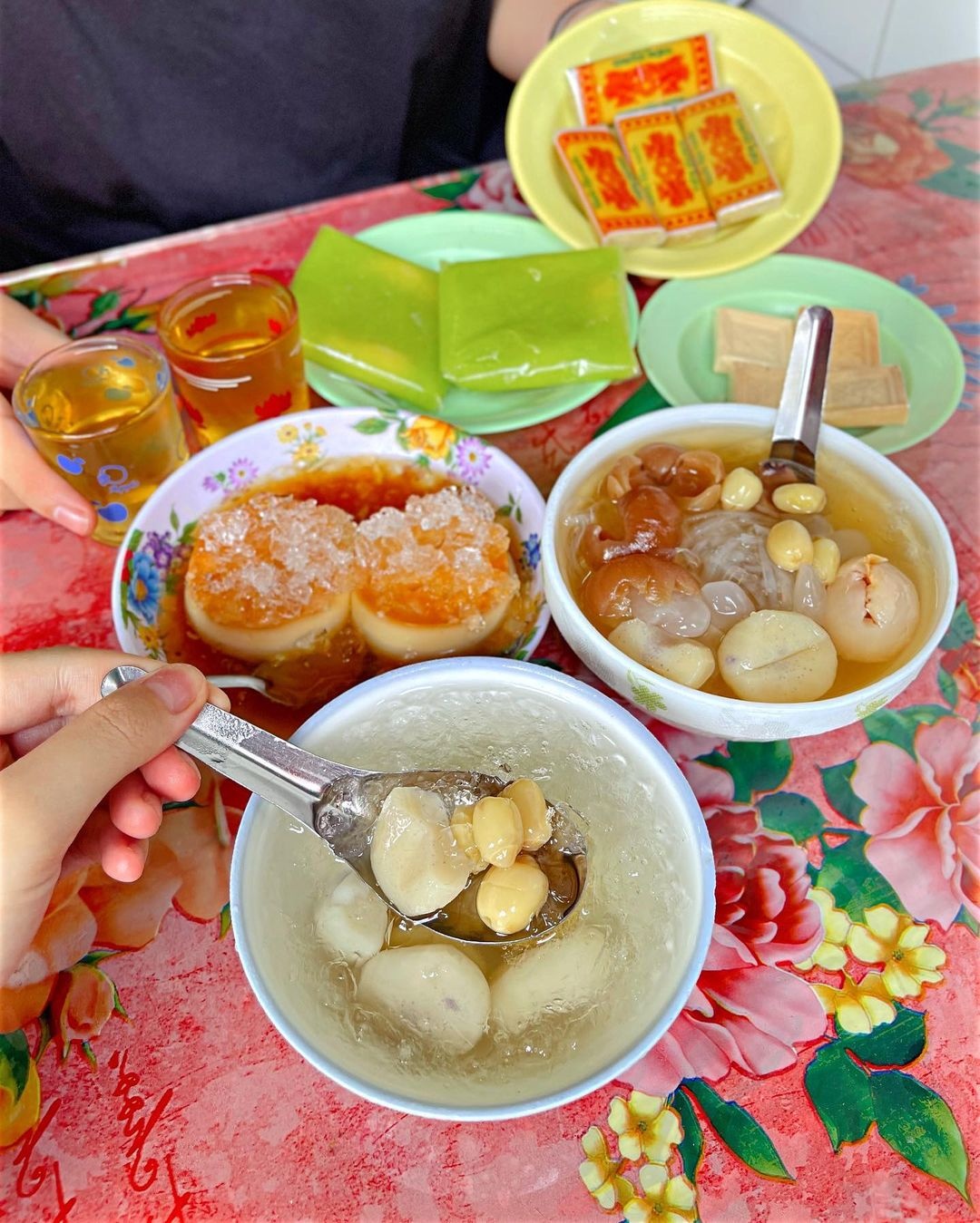 5 quán chè lâu năm ở TP.HCM không phải ai cũng biết 5 quán chè lâu năm ở TP.HCM không phải ai cũng biết