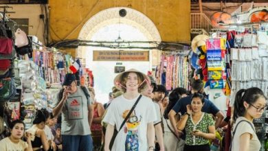 Nhiều khách chọn tour nội đô TP.HCM dịp 30/4