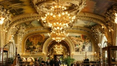 Nhà hàng hơn 120 tuổi như cung điện ở Paris Nhà hàng hơn 120 tuổi như cung điện ở Paris