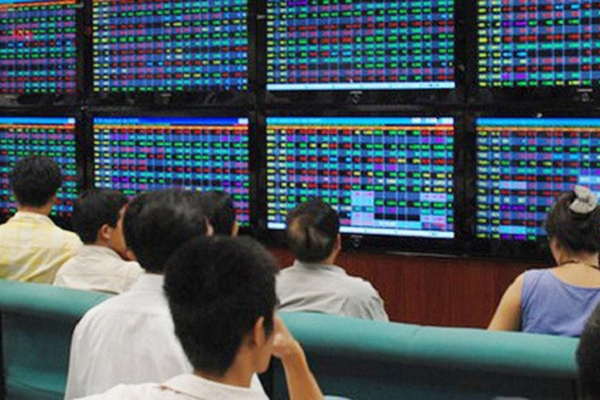 Thị trường chứng khoán điều chỉnh giảm, cơ hội cho nhà đầu tư Thị trường chứng khoán điều chỉnh giảm, cơ hội cho nhà đầu tư