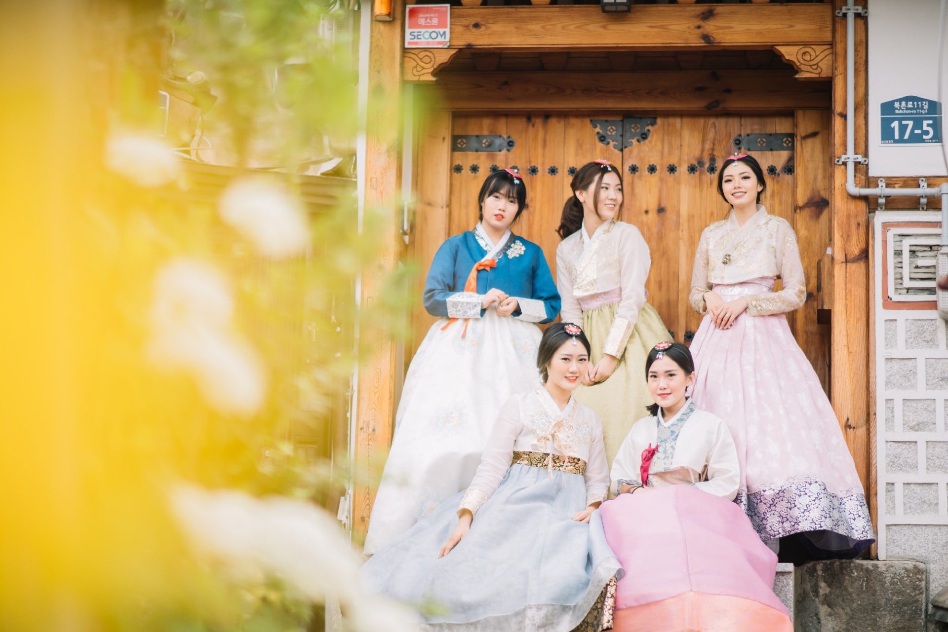 Quy tắc về trang phục của một số điểm đến