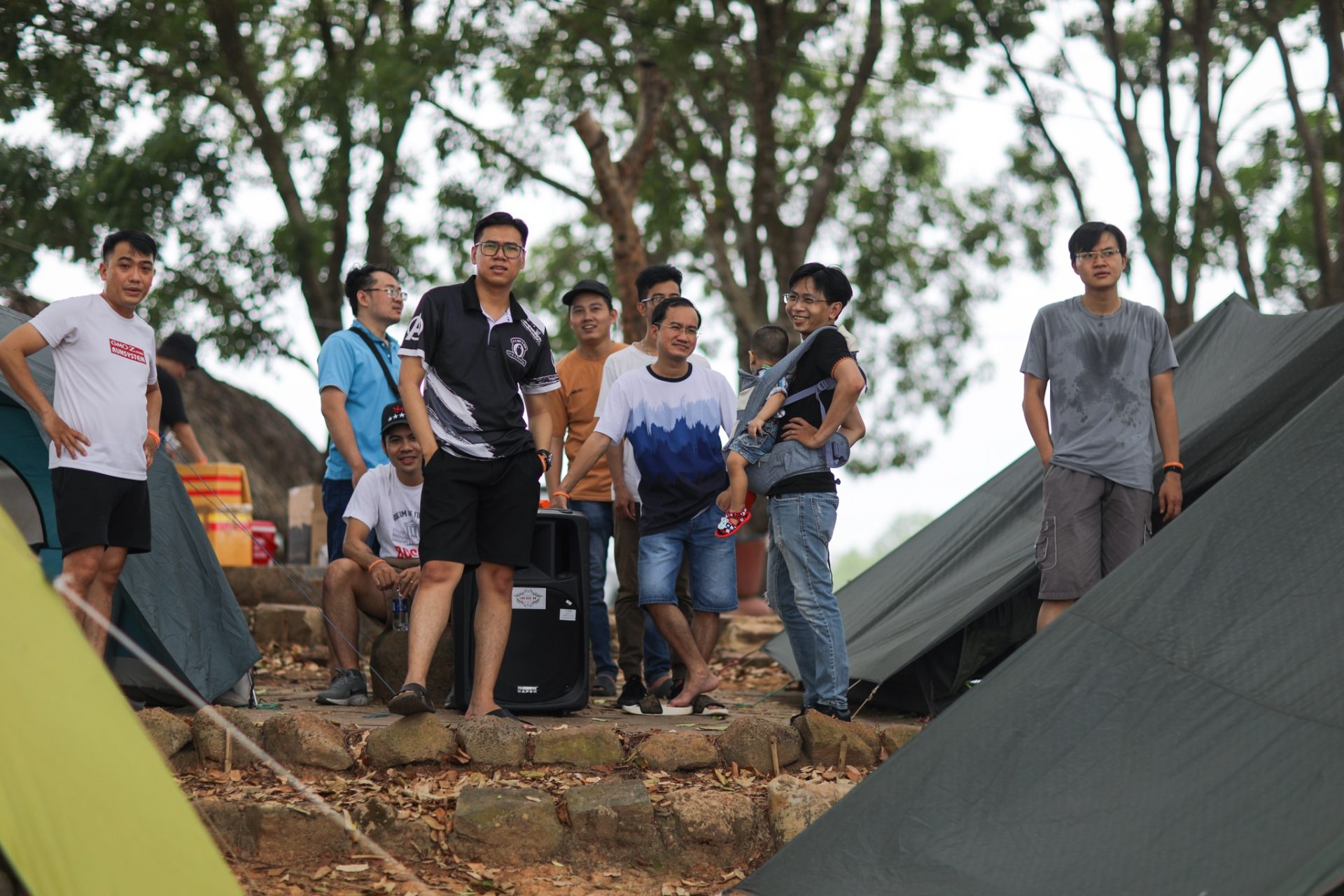 Vẫn có thể cắm trại quanh hồ Trị An