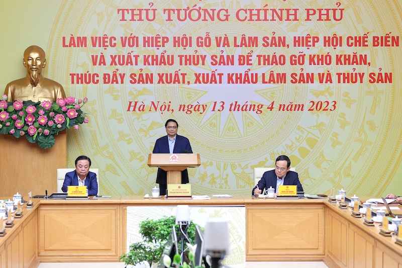 Doanh nghiệp ngành gỗ đề nghị nhanh hoàn thuế Doanh nghiệp ngành gỗ đề nghị nhanh hoàn thuế