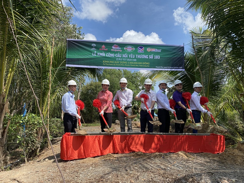 Nhựa Tiền Phong khánh thành 3 cây cầu tại Sóc Trăng và khởi công cầu 103 tại Long An