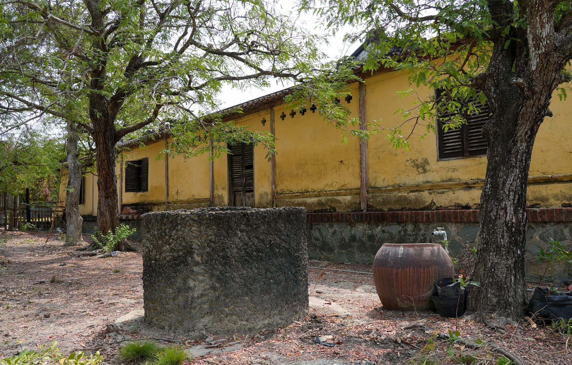 Ngôi nhà trăm cột trên 120 năm tuổi ở miền Tây