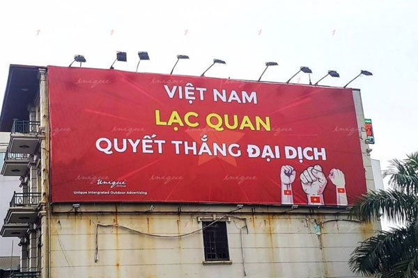 Bức tranh ngành quảng cáo ngoài trời Việt Nam Bức tranh ngành quảng cáo ngoài trời Việt Nam