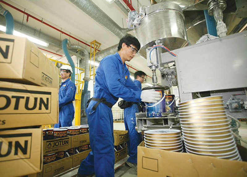 Khó khăn “đeo bám” doanh nghiệp ngành sơn, giấy Khó khăn “đeo bám” doanh nghiệp ngành sơn, giấy