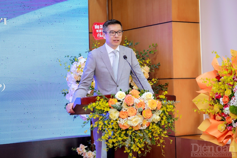 Hai ông lớn  Hai ông lớn