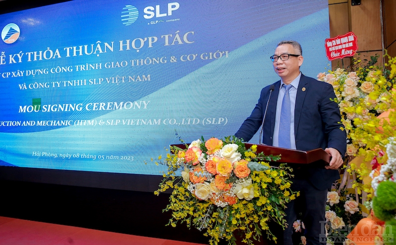 Hai ông lớn  Hai ông lớn
