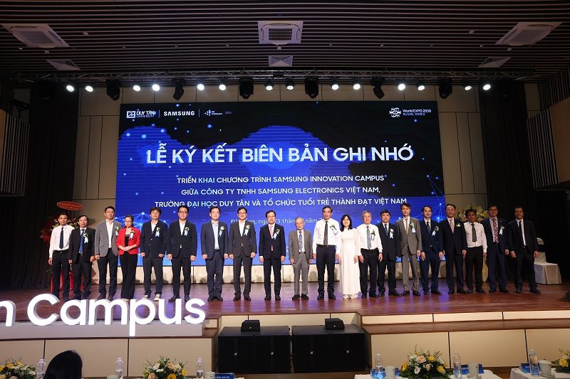 Đại học Duy Tân cam kết đồng hành triển khai Dự án Samsung Innovation Campus 2022 – 2023