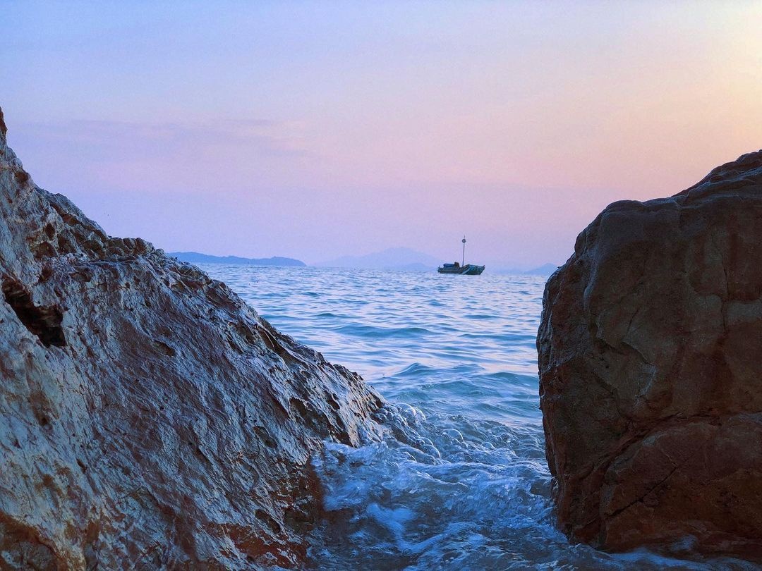 5 hòn đảo hoang sơ ở Quảng Ninh cho bạn khám phá hè này 5 hòn đảo hoang sơ ở Quảng Ninh cho bạn khám phá hè này