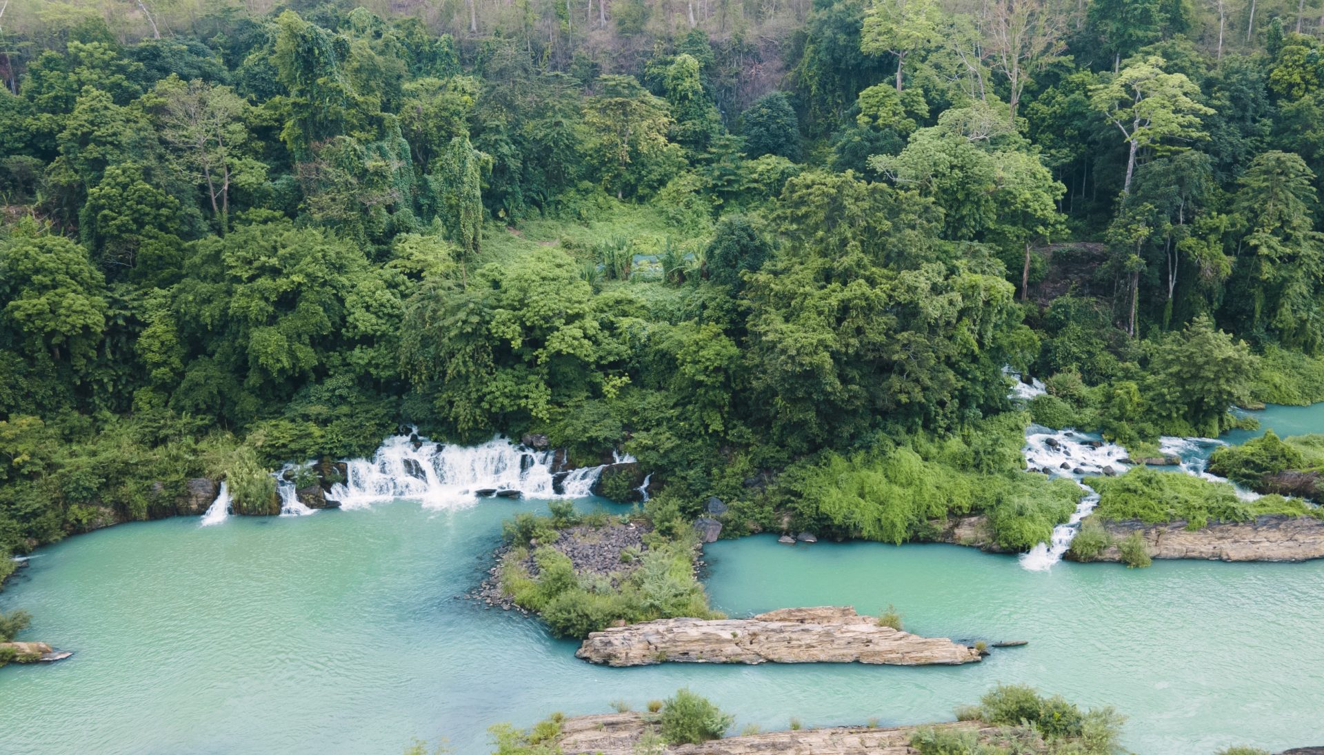4 thác nước đẹp tránh nóng ở Tây Nguyên 4 thác nước đẹp tránh nóng ở Tây Nguyên