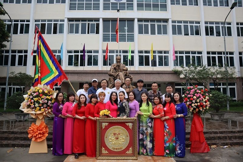 HỘI ĐỒNG NIÊN 1976 HỌ NGUYỄN VIỆT NAM KỶ NIỆM 5 NĂM NGÀY THÀNH LẬP HỘI ĐỒNG NIÊN 1976 HỌ NGUYỄN VIỆT NAM KỶ NIỆM 5 NĂM NGÀY THÀNH LẬP