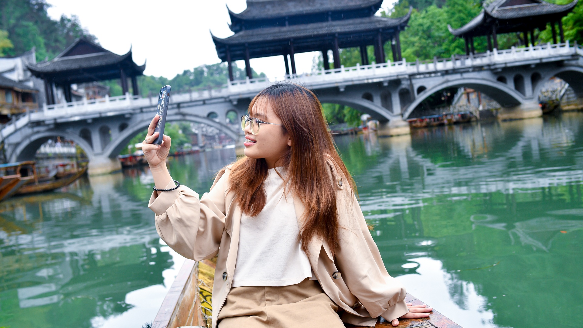 Chơi gì nếu chỉ có một ngày ở Phượng Hoàng cổ trấn