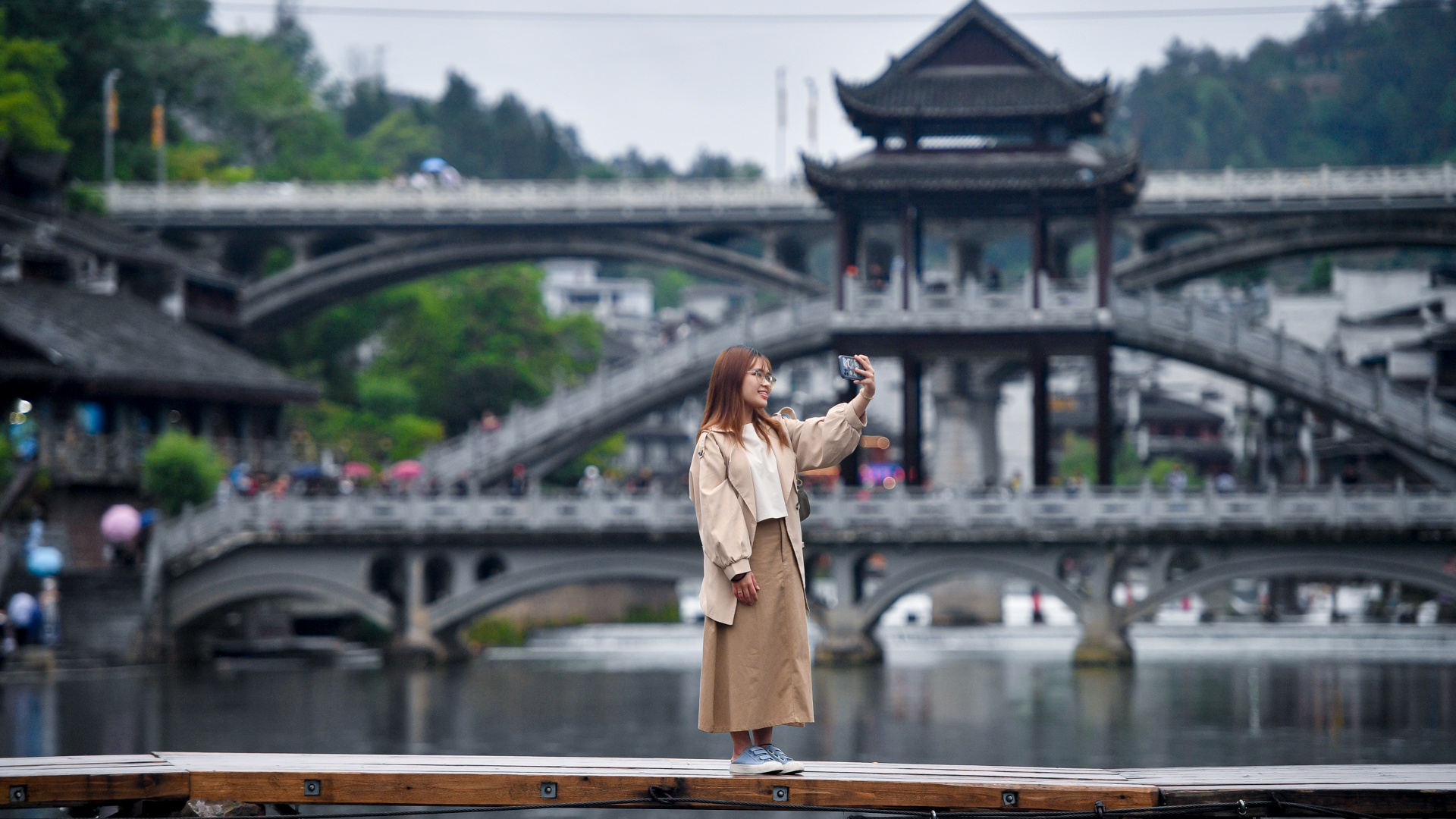 Chơi gì nếu chỉ có một ngày ở Phượng Hoàng cổ trấn