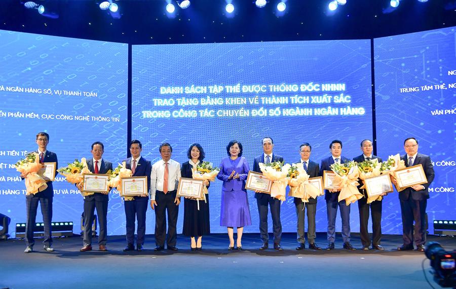 Vietcombank đồng hành cùng sự kiện Ngày chuyển đổi số ngành Ngân hàng Vietcombank đồng hành cùng sự kiện Ngày chuyển đổi số ngành Ngân hàng