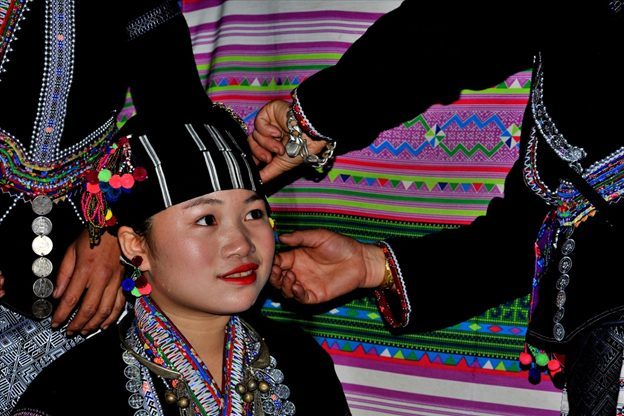 Khám phá nét độc đáo trong đám cưới người Lự Khám phá nét độc đáo trong đám cưới người Lự