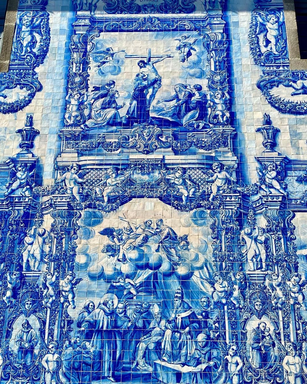 Nhà thờ có kiến trúc lạ ở Bồ Đào Nha