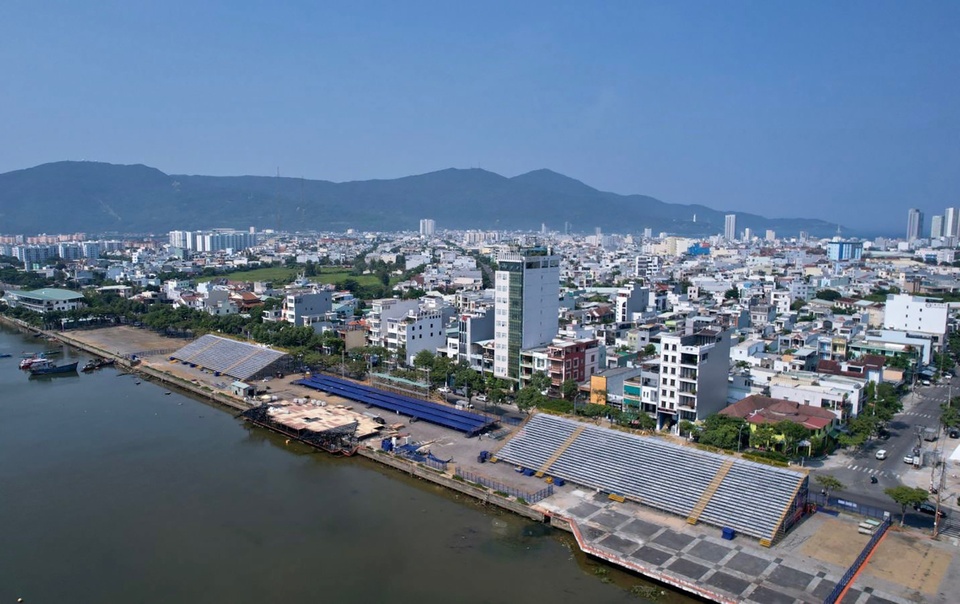 Khán đài 5.000 chỗ ngồi xem pháo hoa ở Đà Nẵng