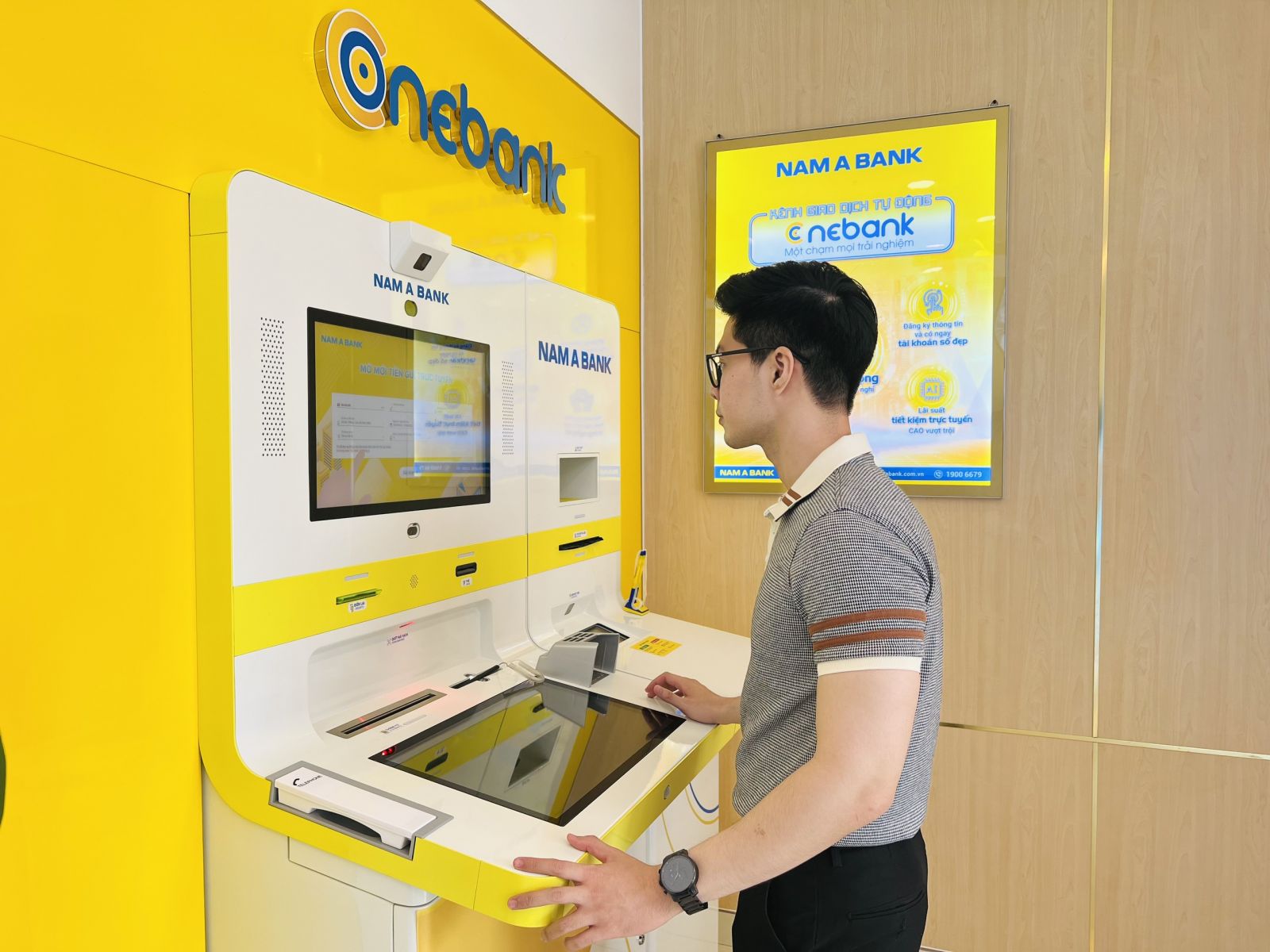 Điểm giao dịch số ONEBANK thêm tính năng mới dành cho khách hàng doanh nghiệp