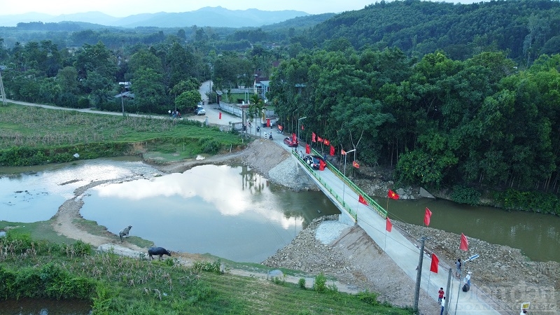 Nhựa Tiền Phong khánh thành “Cầu nối yêu thương” số 98 tại Hà Tĩnh