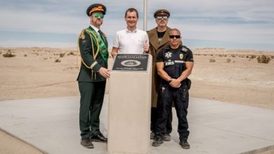 Tự lập 'quốc gia' sau khi không còn nơi nào để ghé thăm