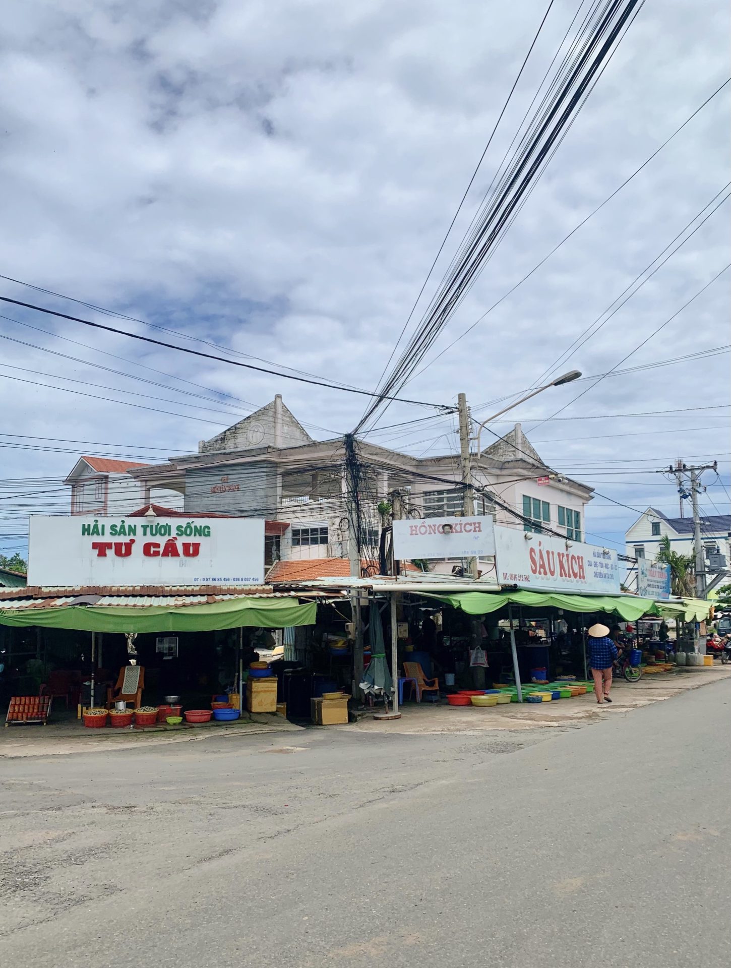 Một ngày một đêm khám phá biển Tân Thành