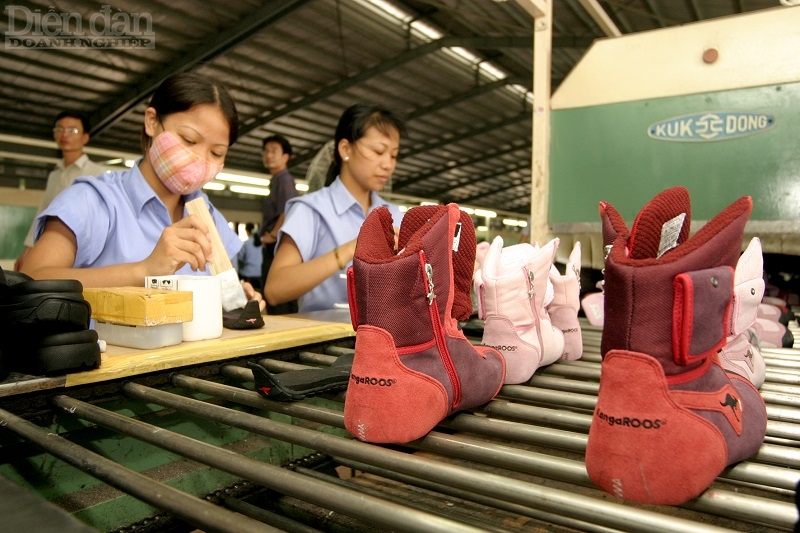 Dự báo kinh tế 6 tháng cuối năm 2023 (Kỳ 1): 2 kịch bản tăng trưởng Dự báo kinh tế 6 tháng cuối năm 2023 (Kỳ 1): 2 kịch bản tăng trưởng