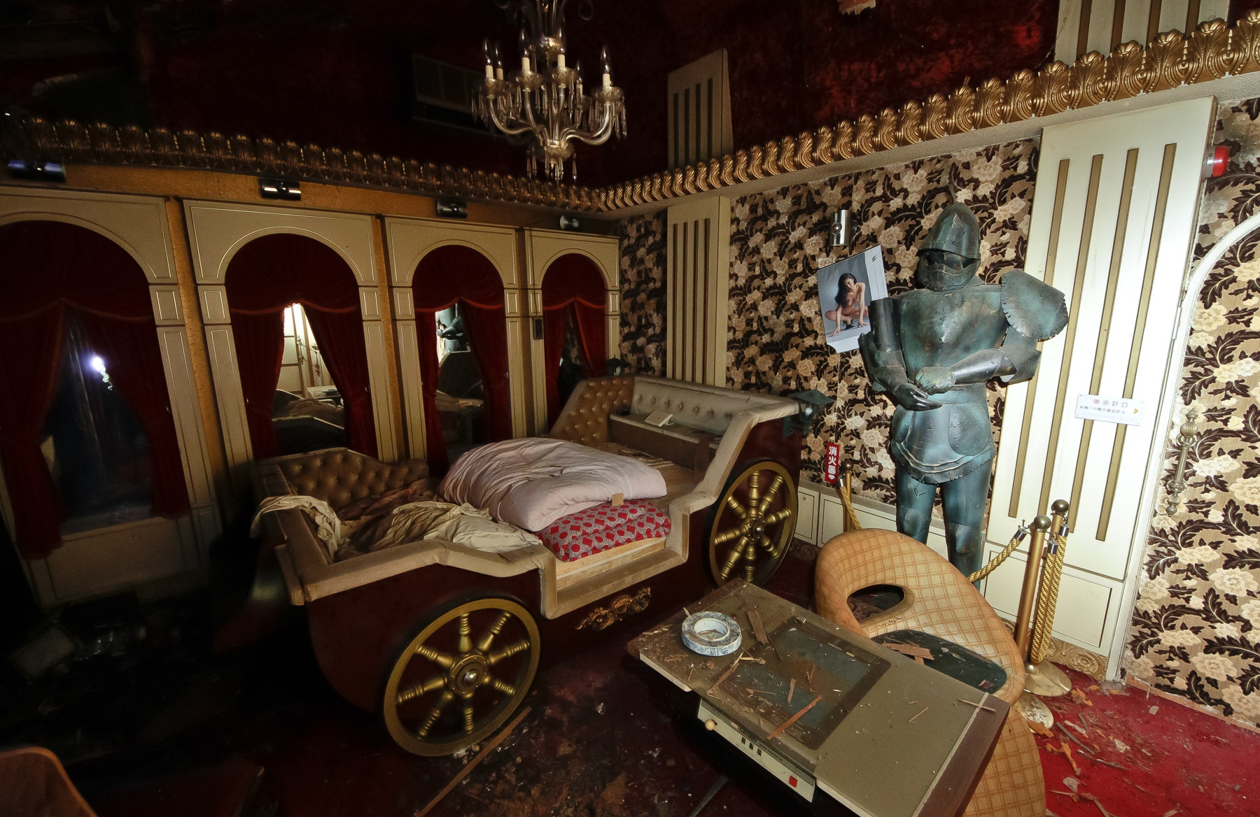 10 địa điểm bỏ hoang ở Nhật Bản