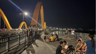 Du khách Hạ Long ngán ngẩm vì mất điện Du khách Hạ Long ngán ngẩm vì mất điện