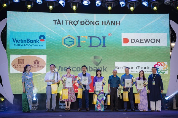 GFDI đồng hành cùng “Ngày hội Sen Huế 2023” và trưng bày sản phẩm chén dĩa lá sen Seneco GFDI đồng hành cùng “Ngày hội Sen Huế 2023” và trưng bày sản phẩm chén dĩa lá sen Seneco