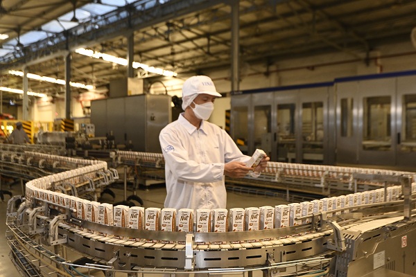 Vinamilk - Thương hiệu sữa Việt Nam có nhiều sản phẩm được gắn sao từ giải thưởng quốc tế “Vị ngon thượng hạng” Vinamilk - Thương hiệu sữa Việt Nam có nhiều sản phẩm được gắn sao từ giải thưởng quốc tế “Vị ngon thượng hạng”