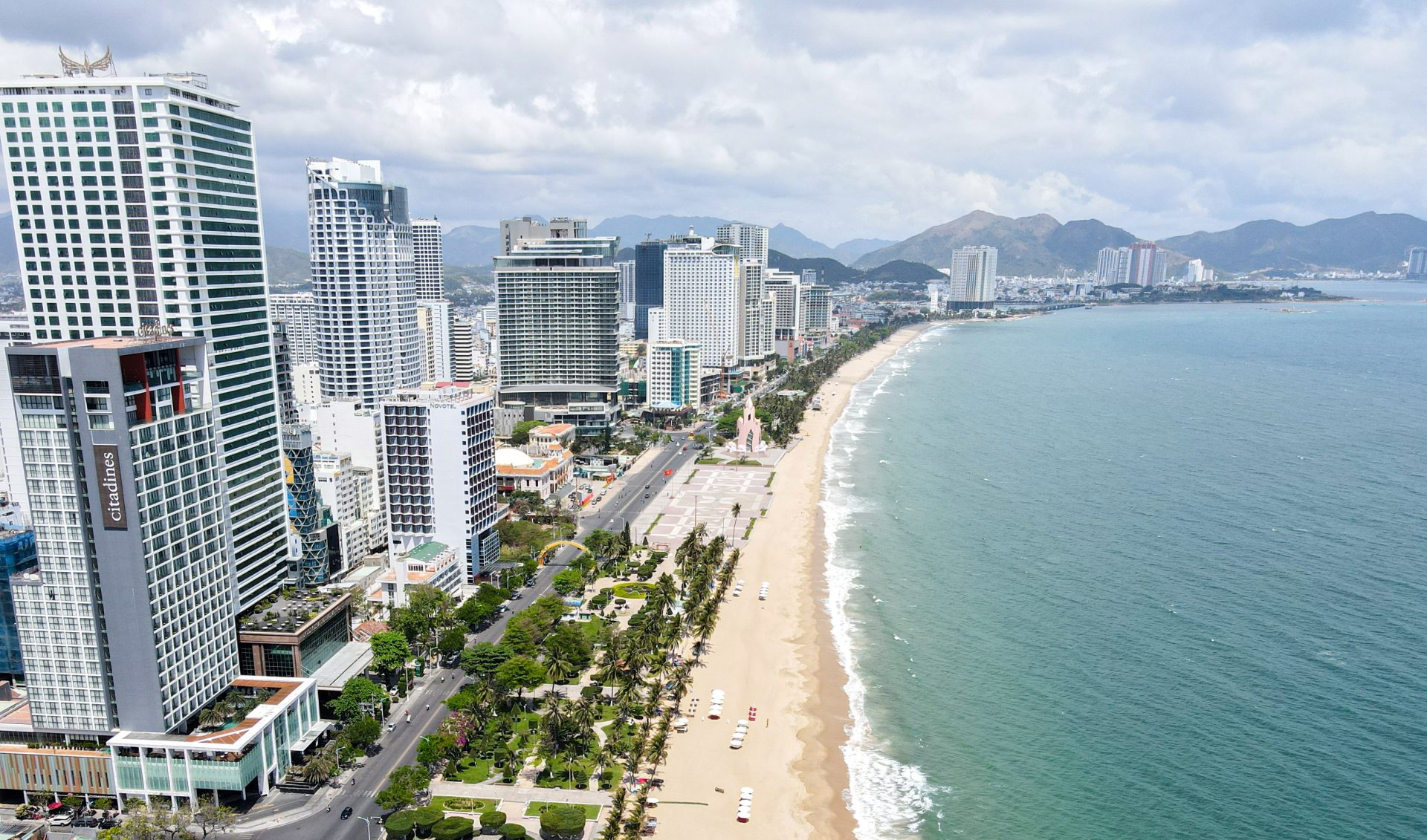 Khách sạn view đẹp ở Nha Trang kín phòng trước ngày khai hội Festival