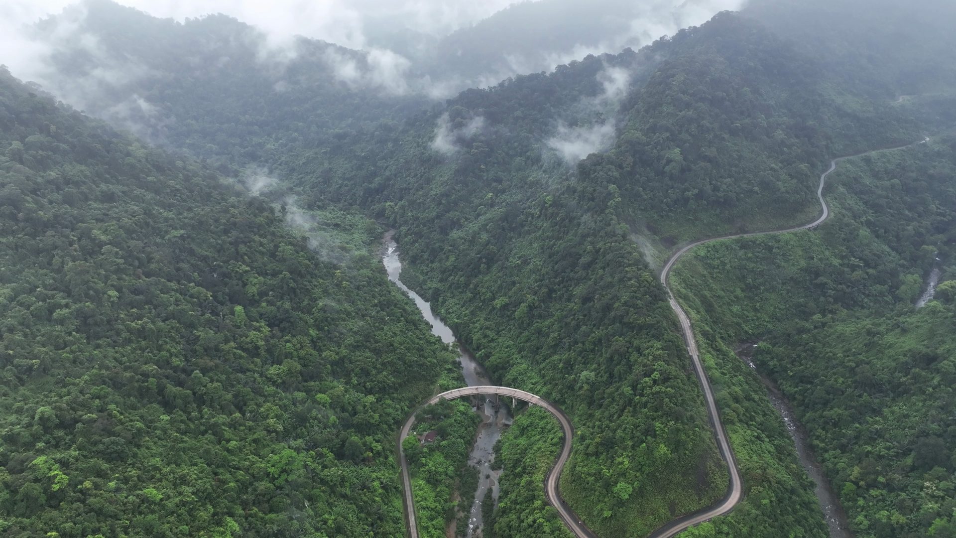 Khám phá khu dự trữ thiên nhiên Động Châu - khe Nước Trong