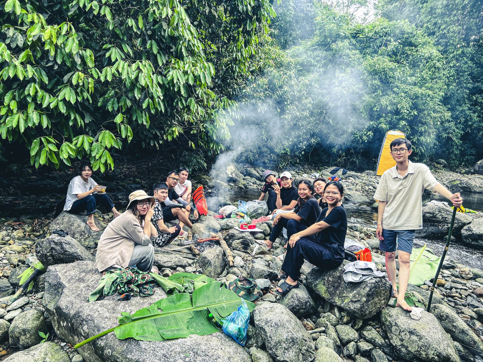 Những chuyến du lịch nhặt rác bất đắc dĩ