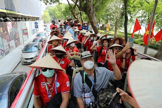 Du lịch Hà Nội tiếp tục  Du lịch Hà Nội tiếp tục