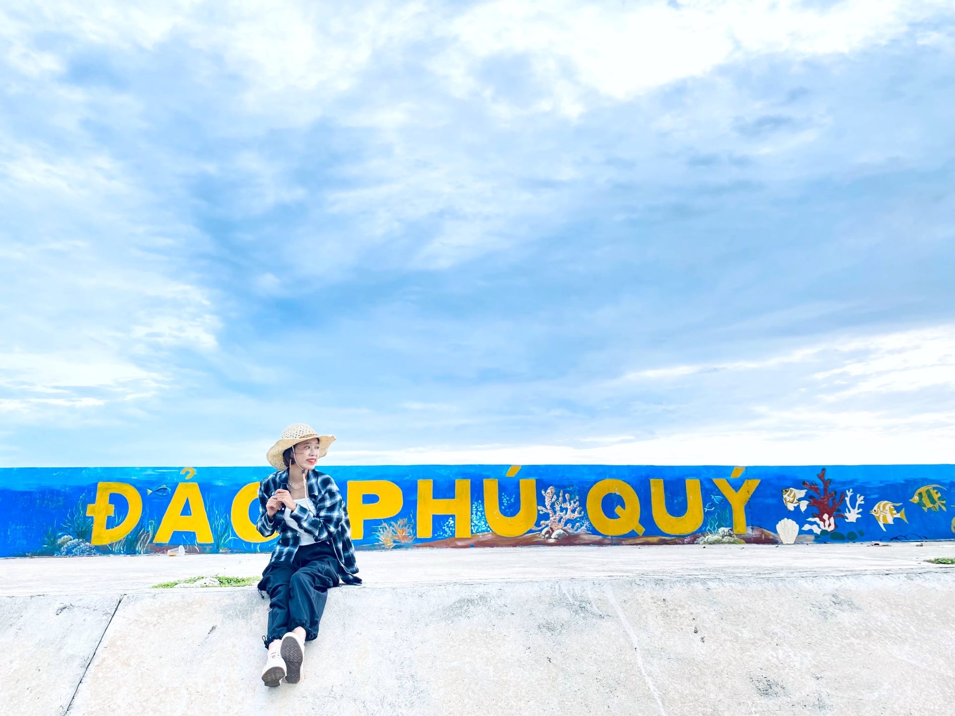 Du lịch Phú Quý mùa đẹp nhất với 2,5 triệu đồng