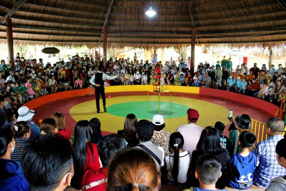 LÀNG DU LỊCH MỸ KHÁNH - 