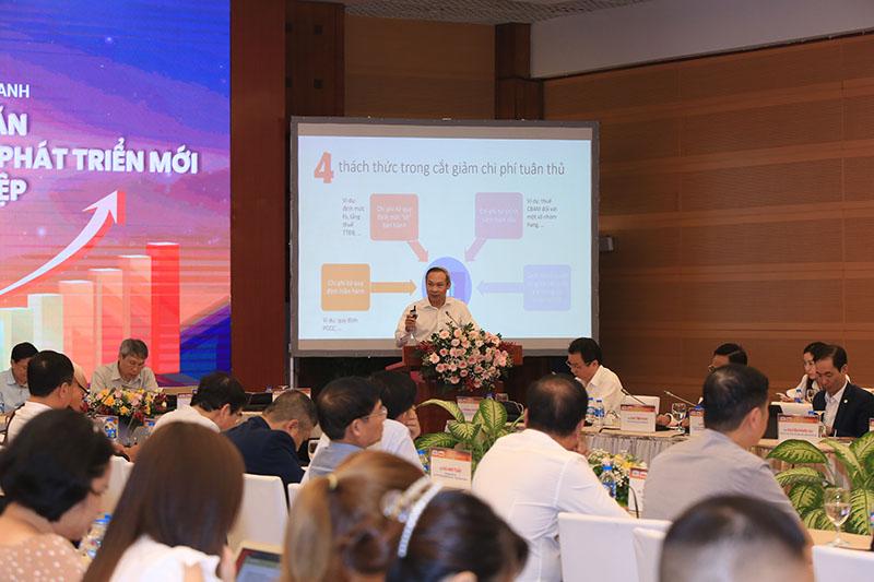 KHÔNG GIAN PHÁT TRIỂN MỚI CHO DOANH NGHIỆP: Giảm chi phí thực chất cho doanh nghiệp KHÔNG GIAN PHÁT TRIỂN MỚI CHO DOANH NGHIỆP: Giảm chi phí thực chất cho doanh nghiệp