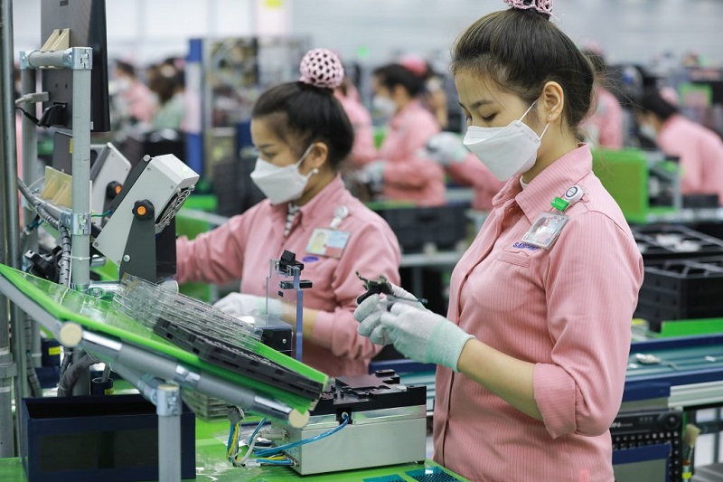 Kỳ vọng NHNN thận trọng hơn trong đợt cắt giảm lãi suất tiếp theo Kỳ vọng NHNN thận trọng hơn trong đợt cắt giảm lãi suất tiếp theo