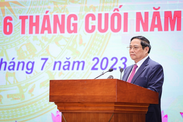 Thủ tướng yêu cầu giảm mặt bằng lãi suất, nhất là giảm lãi suất cho vay Thủ tướng yêu cầu giảm mặt bằng lãi suất, nhất là giảm lãi suất cho vay