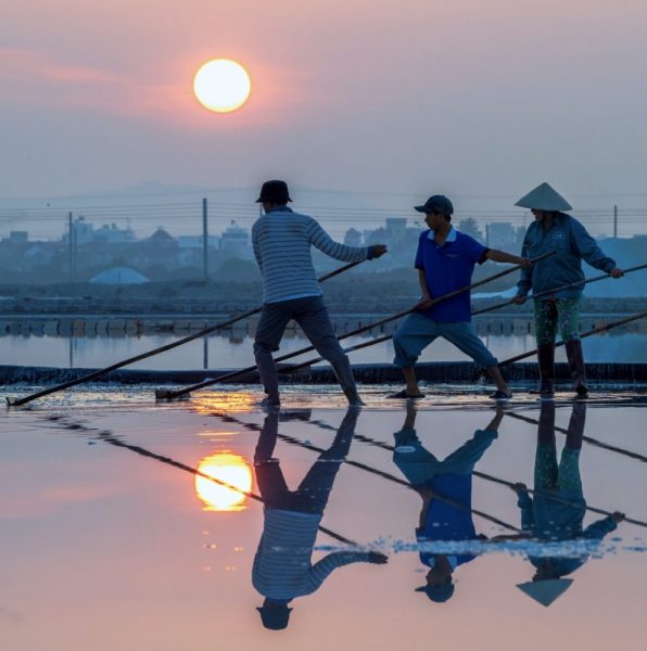 “Duyên nợ đời người” “Duyên nợ đời người”